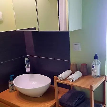 Alcove Marine 住宿加早餐酒店 格吕桑