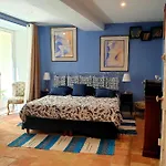 Alcove Marine Bed & Breakfast