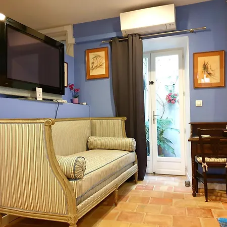 Alcove Marine